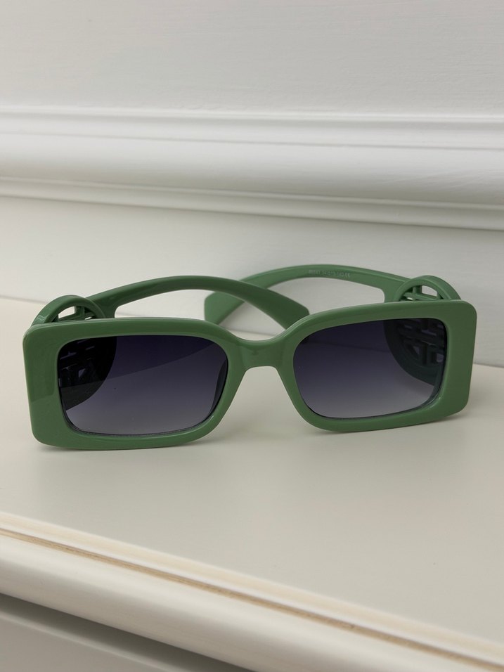 Yeşil Minimalist Dikdörtgen Gözlük - Görsel 4