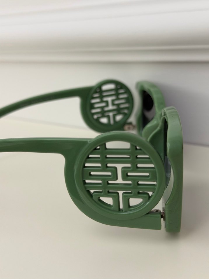 Yeşil Minimalist Dikdörtgen Gözlük - Görsel 3