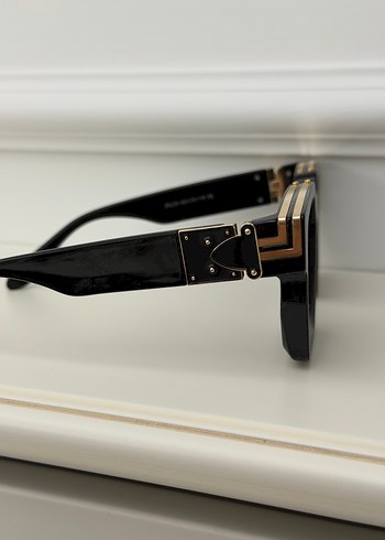 Kemer Detaylı Siyah Klasik Kadın Gözlüğü - Görsel 3