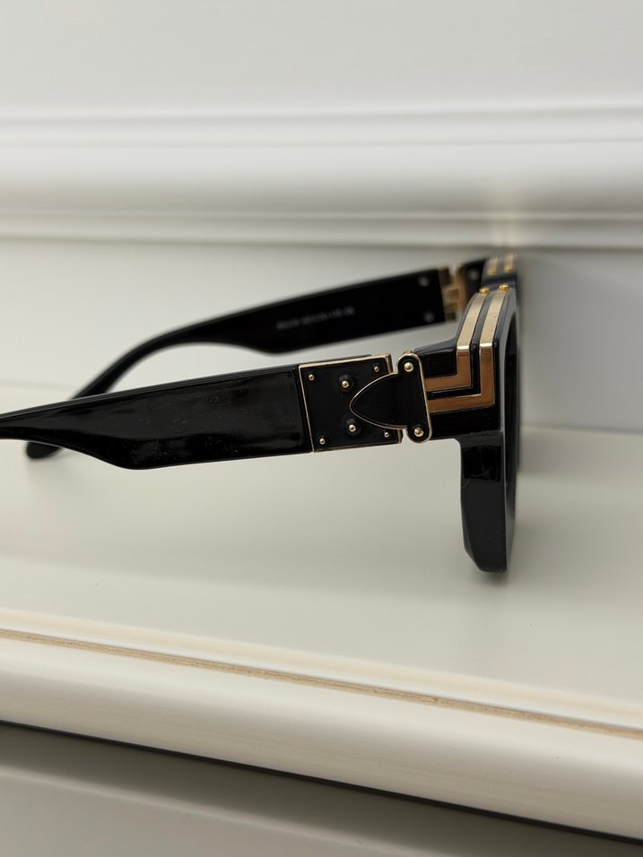 Kemer Detaylı Siyah Klasik Kadın Gözlüğü - Görsel 3