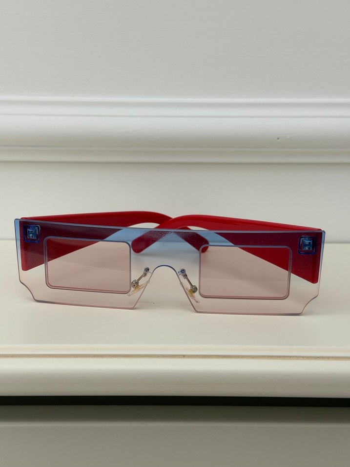 Şeffaf Kırmızı Pop Kültür Kadın Gözlüğü - Görsel 2