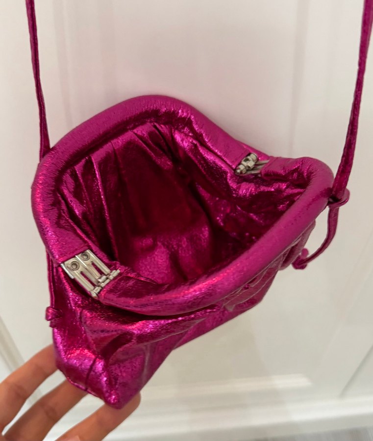 Koyu Pembe Makyaj Fırçası - Görsel 3