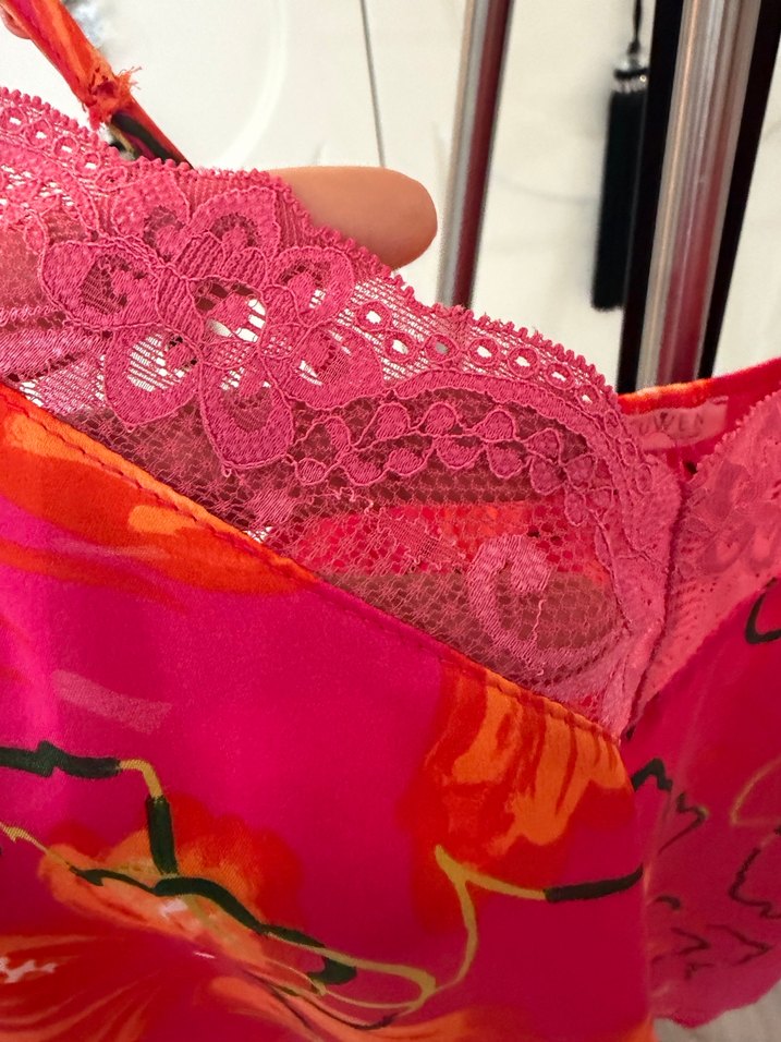 Dantel Detaylı Pembe Çiçek Desenli Mini Atlet - Görsel 4