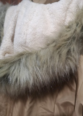 Kürklü Kapüşonlu mont - Görsel 5