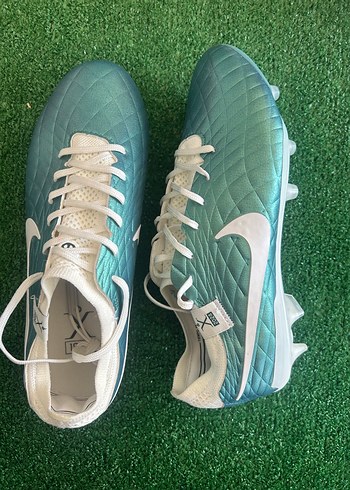 39 Beden Nike Tiempo Krampon