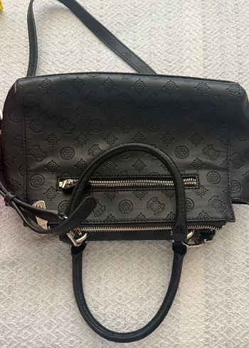 Guess Guess Siyah Şık Deri Desenli Kadın Çanta