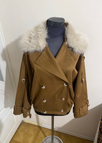 Zara Yaka Kürklü Kadın Ceket - Görsel 3