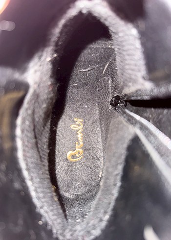 Bambi Püsküllü Siyah Süet Kadın Bot - Görsel 5