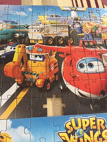 Beden Renk Cars Arabalar Puzzle