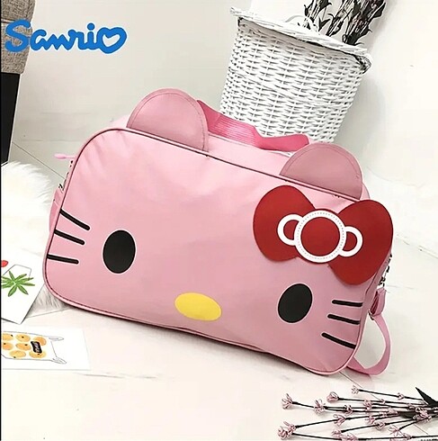 Hello Kitty Büyük Boy Seyahat Çantası