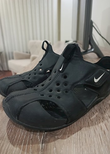 Nike Siyah Erkek Çocuk Spor Sandalet