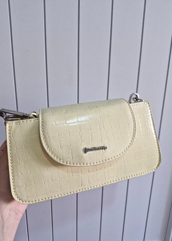 Stradivarius Sari Canta