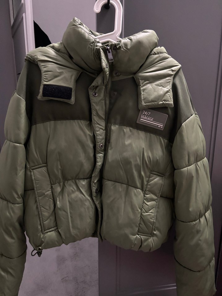 Berahka Haki Crop Şişme Mont - Görsel 3