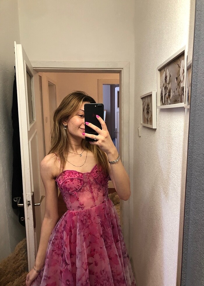 Carmen çiçekli midi abiye - Görsel 2