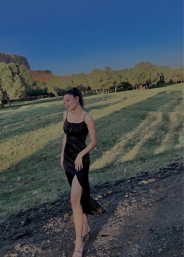 Siyah saten midi elbise - Görsel 3