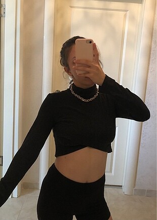 crop top