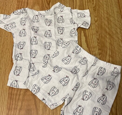 Bebek kısa kollu pijama takımı 9-12 ay