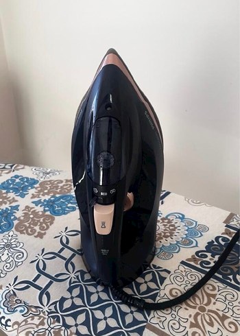 Philips Siyah Ütü - Görsel 2