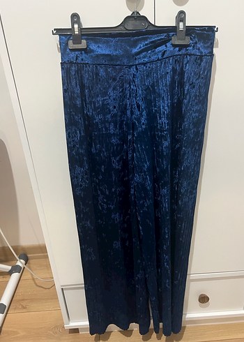 Parlak Mavi Midi Kadın Pantolon - Görsel 2