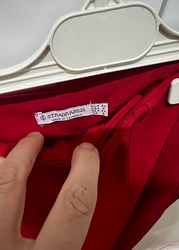 Kırmızı Fermuarlı Kadın Kumaş Pantolon - Görsel 2