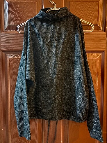 Network sweatshirt