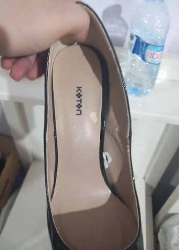 Koton Siyah Parlak Yılan Desenli Stiletto