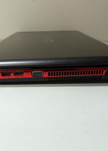 Toshiba Qosmio x870 Laptop - Görsel 9