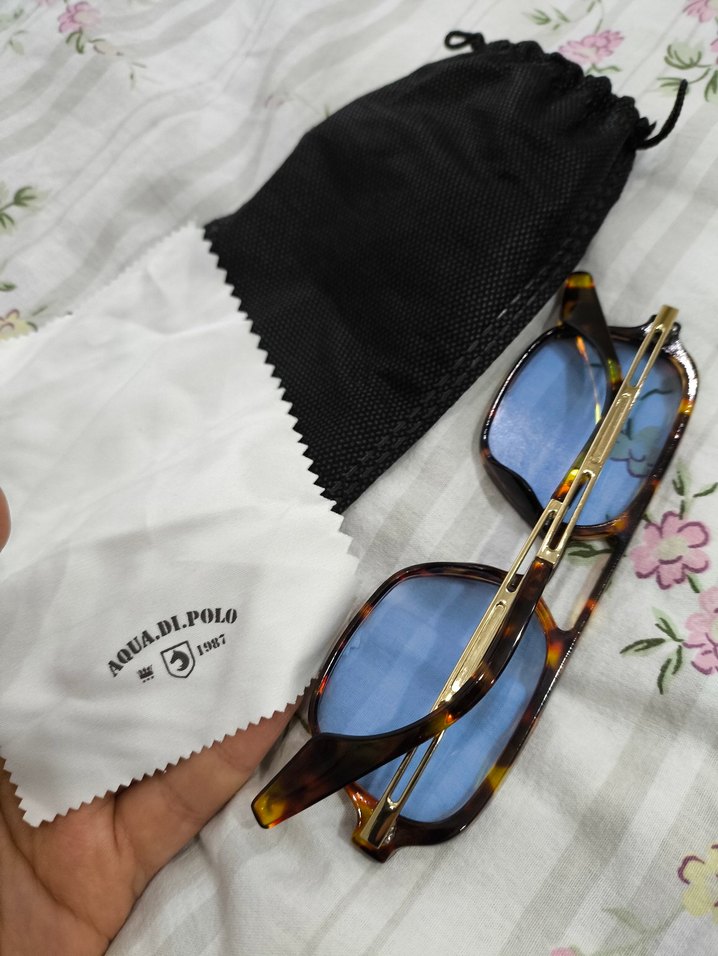 Koyu Mavi Camlı Tokalı Kadın Gözlüğü - Görsel 4