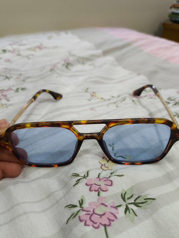 Koyu Mavi Camlı Tokalı Kadın Gözlüğü - Görsel 3