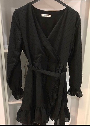 #QU STAYLE İÇİNDEN PUANTİYELİ Siyah renkli, kemerli ve V yaka - Görsel 7