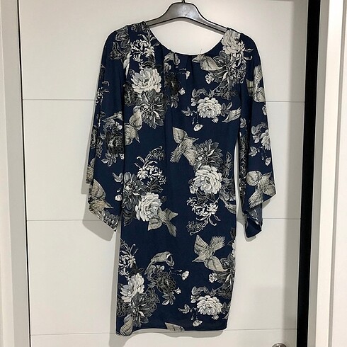 Diğer #LOOK S M BEDENE İSPANYOL KOL ELBİSE İki kol arası 38 boy 83