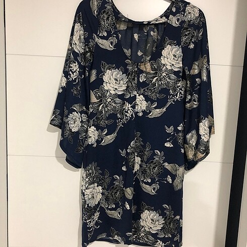 s Beden #LOOK S M BEDENE İSPANYOL KOL ELBİSE İki kol arası 38 boy 83