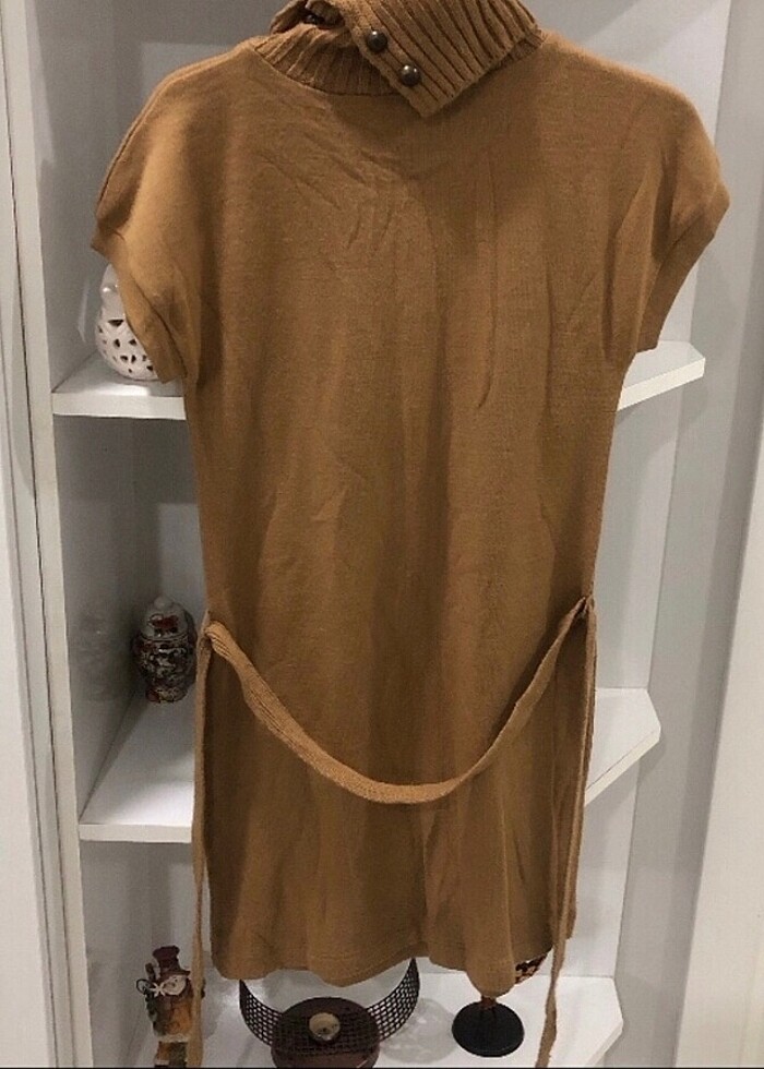 #STRADİVARİUS S M BEDENE TRİKO İki kol arası 44 boy 80 - Görsel 2