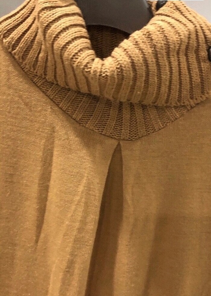 #STRADİVARİUS S M BEDENE TRİKO İki kol arası 44 boy 80 - Görsel 4