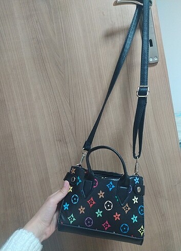 Bershka minik çanta
