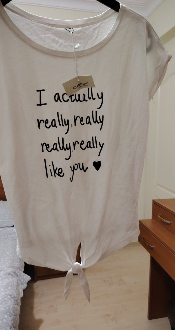 Dantel Detaylı Beyaz tişört - Görsel 3