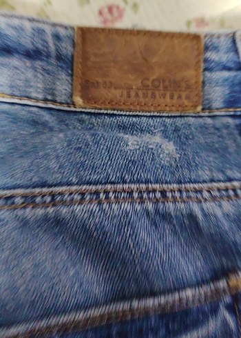 Kadın Mavi Mini Yırtık Kot Şort - Görsel 4