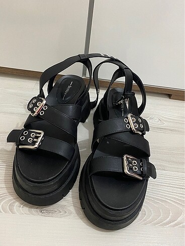 Bershka BERSHKA SANDALET