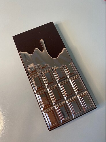 Revolution chocolate palet