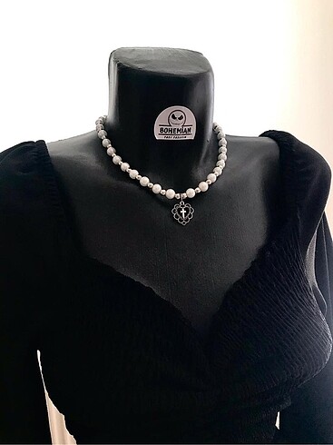 Accessorize Haç inci kolye