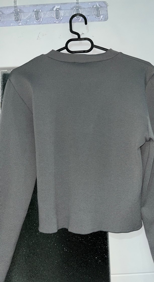 Gri Uzun Kollu İnce Kadın Kazak - Görsel 3