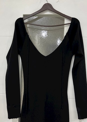 Siyah Sırt Detaylı Triko Elbise - Görsel 3