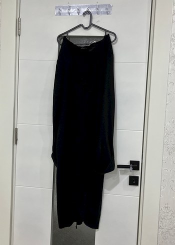 siyah fitilli büzgü detaylı ince triko elbise - Görsel 2