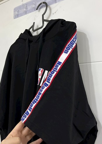 NBA Orijinal Lisanslı Kapüşonlu Oversize Sweatshirt - Görsel 2