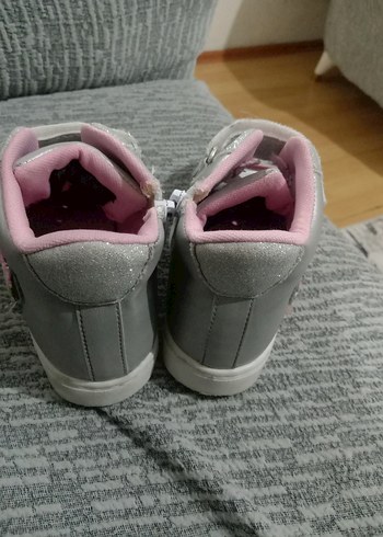 kız Çocuk bot - Görsel 2