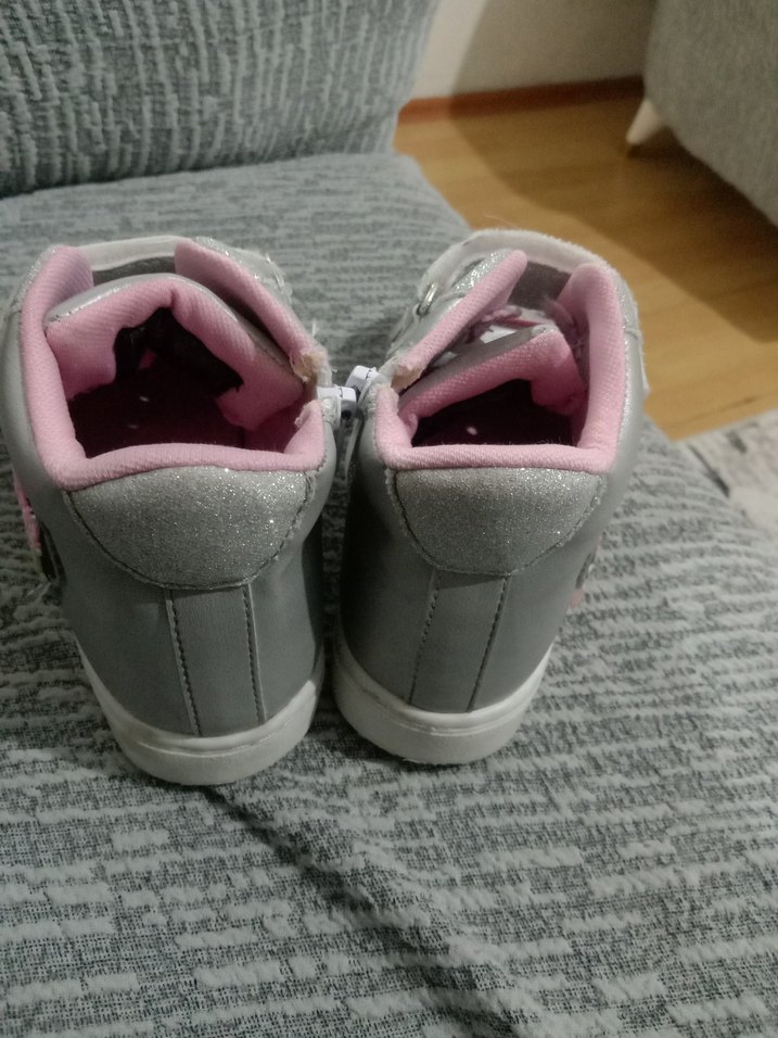 kız Çocuk bot - Görsel 2