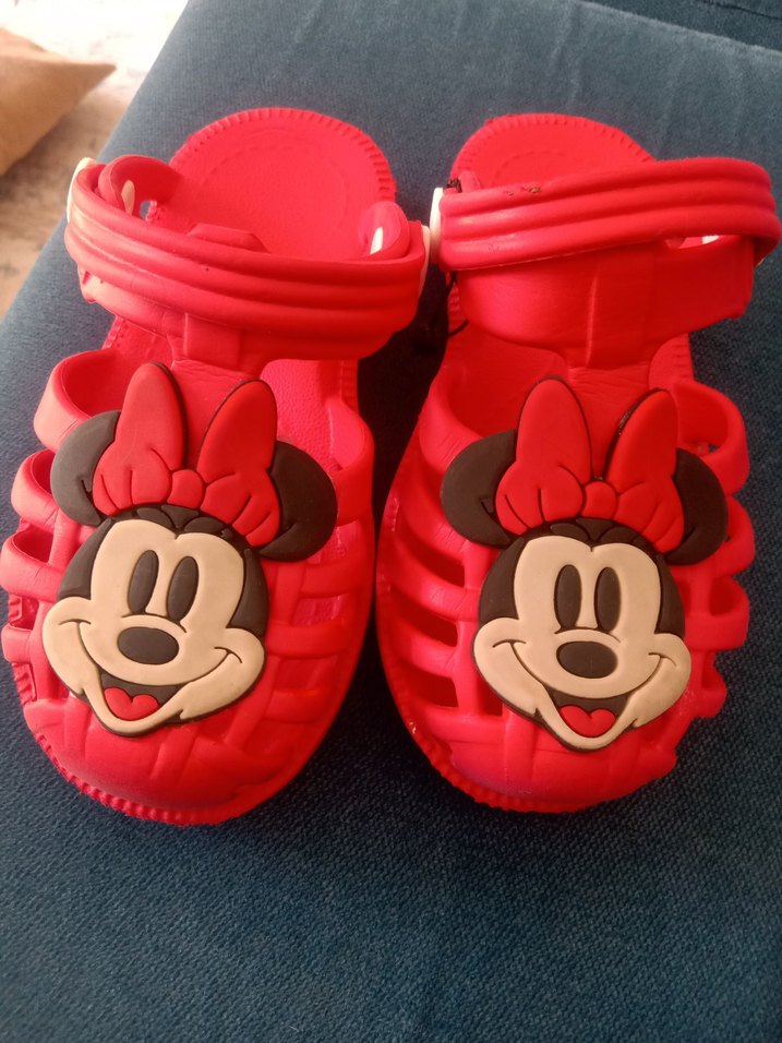 Kız Çocuk Kırmızı Minnie Mouse Terlik - Görsel 4