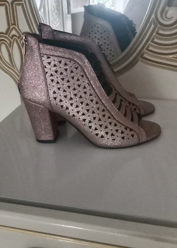 topuklu ayakkabı - Görsel 6