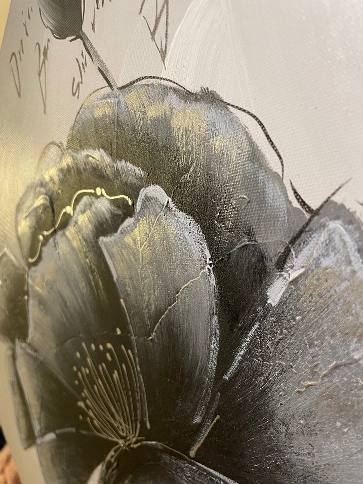 Gri Tonlarda Çiçek Temalı Tablo - Görsel 2