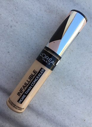 diğer Beden Loreal Paris Kapatıcı